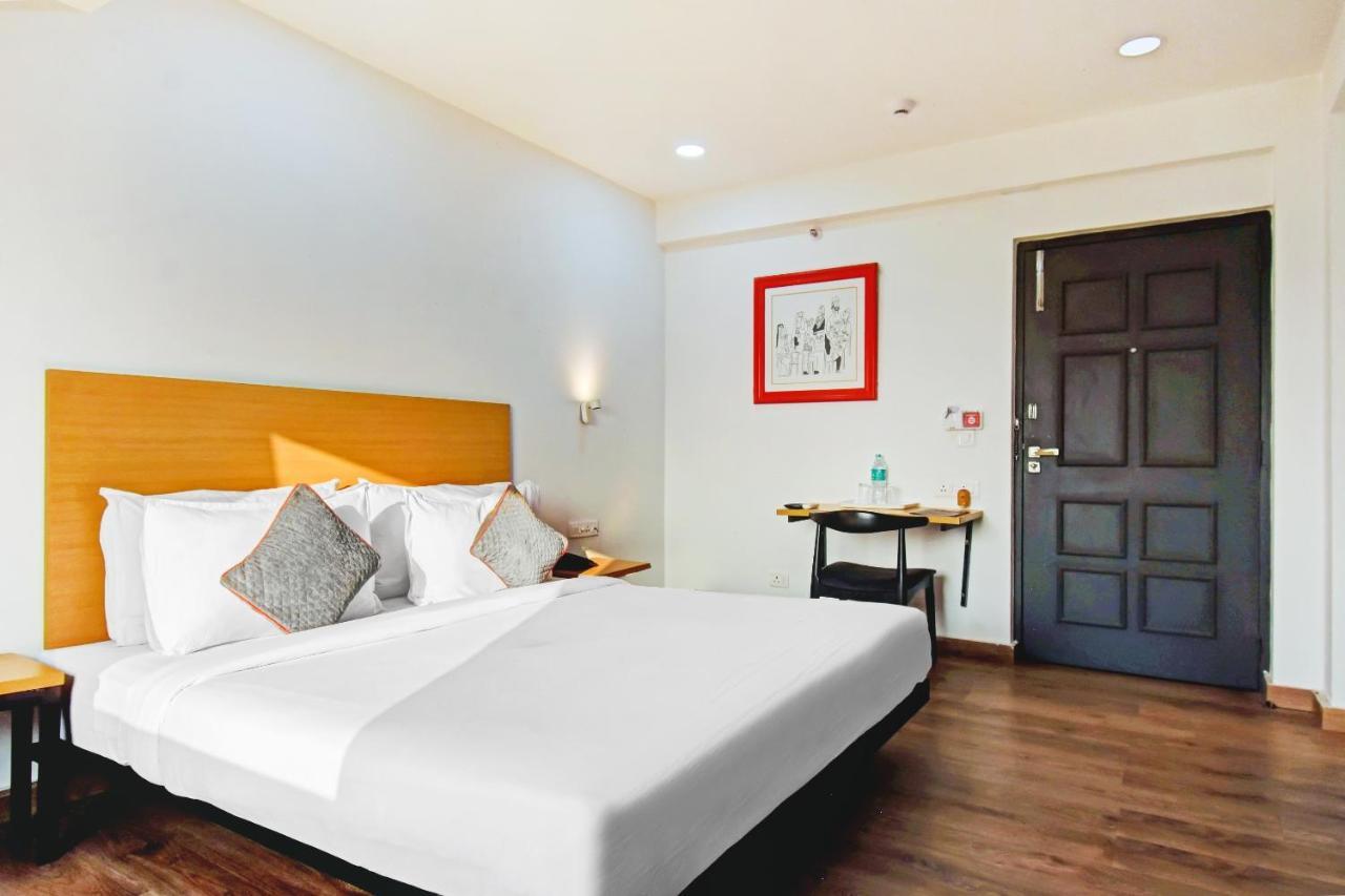 Townhouse The Royal Retreat Hotel Garui Ngoại thất bức ảnh