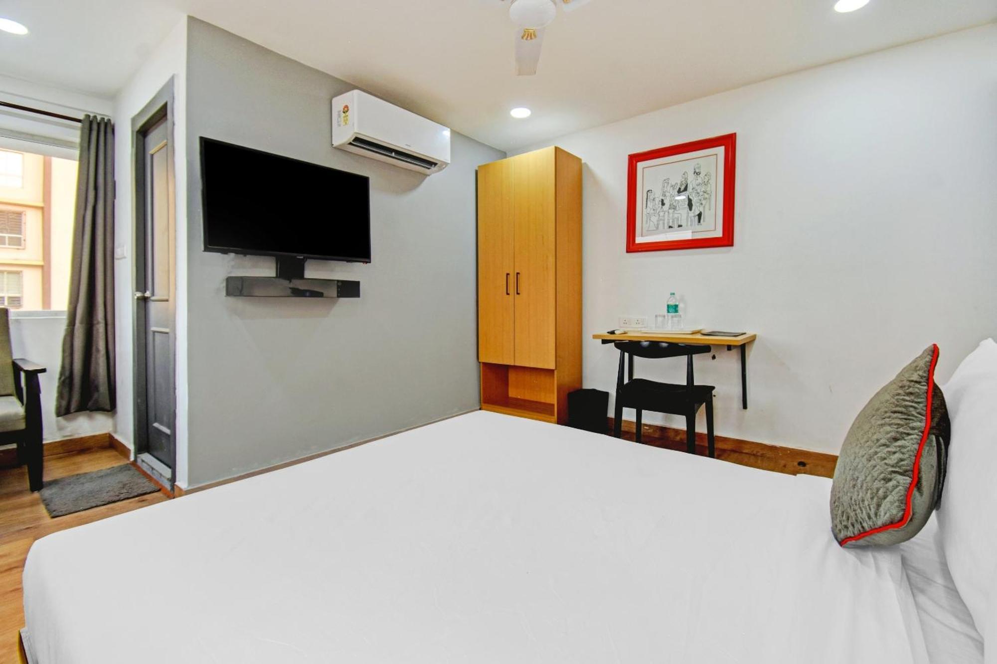 Townhouse The Royal Retreat Hotel Garui Ngoại thất bức ảnh